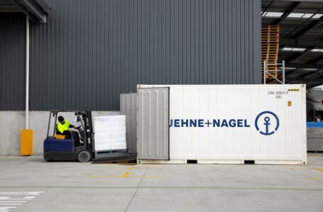 Kuehne+Nagel (2)