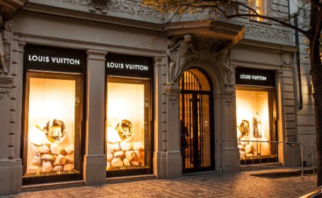 Colliers Advises on Disposal of Louis Vuitton CEE Flagship Store - Best  Communications